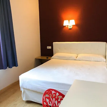 Hotel Marina Tossa *