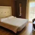 마리나 토사 호텔 또사데마르