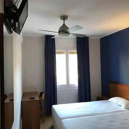 Marina Tossa Otel *